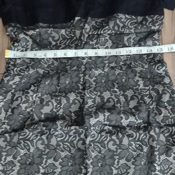 Rachael G. Black and Gray Floral Print Dress, Size 6 - Picture 4 of 14